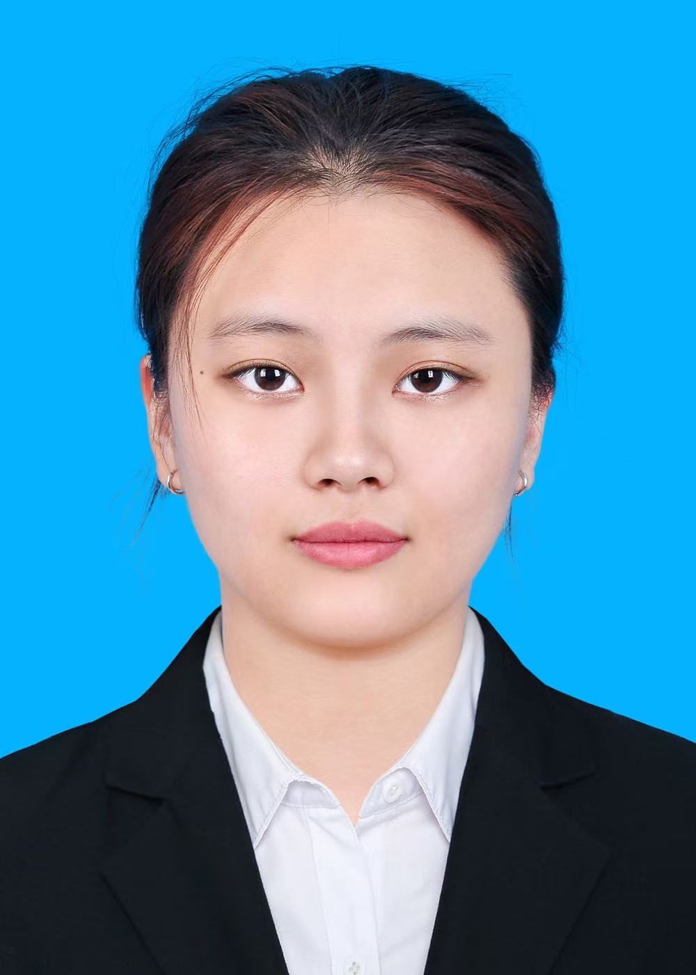 凌枫律师周晓彤